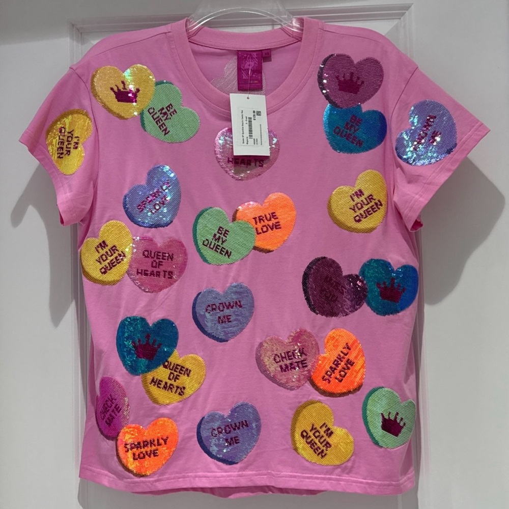 🩷NWT Fabulous Queen Of Sparkles XS Candy Hearts Sequined Tee